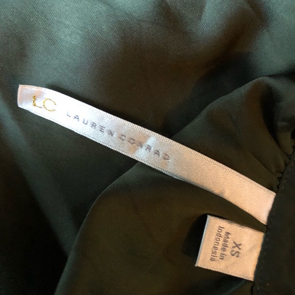 LC Lauren Conrad Olive Silky Lace Blouse - Picture 4 of 4